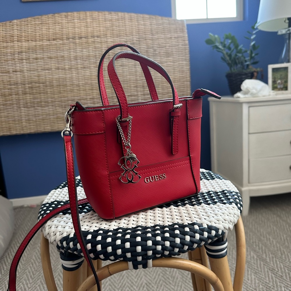 Guess purse